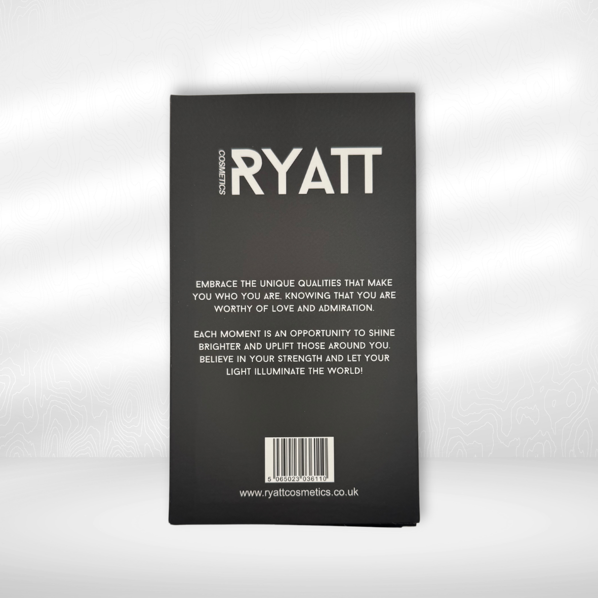 Ryatt Cosmetics Travel Handheld Mirror