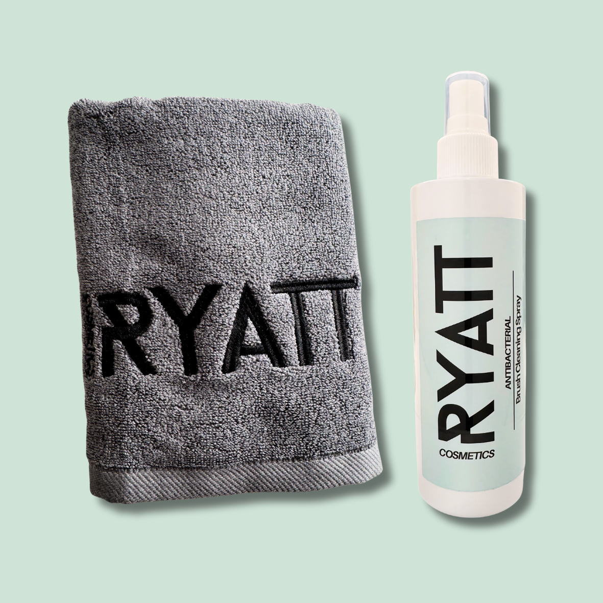 Ryatt Cosmetics 250ml Makeup Brush Cleaner Spray and Makeup Brush Cleaning Towel Bundle